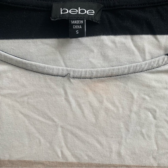 Bebe Women’s Small White Tan Black Striped Loose Short Sleeve Tunic - Picture 5 of 6